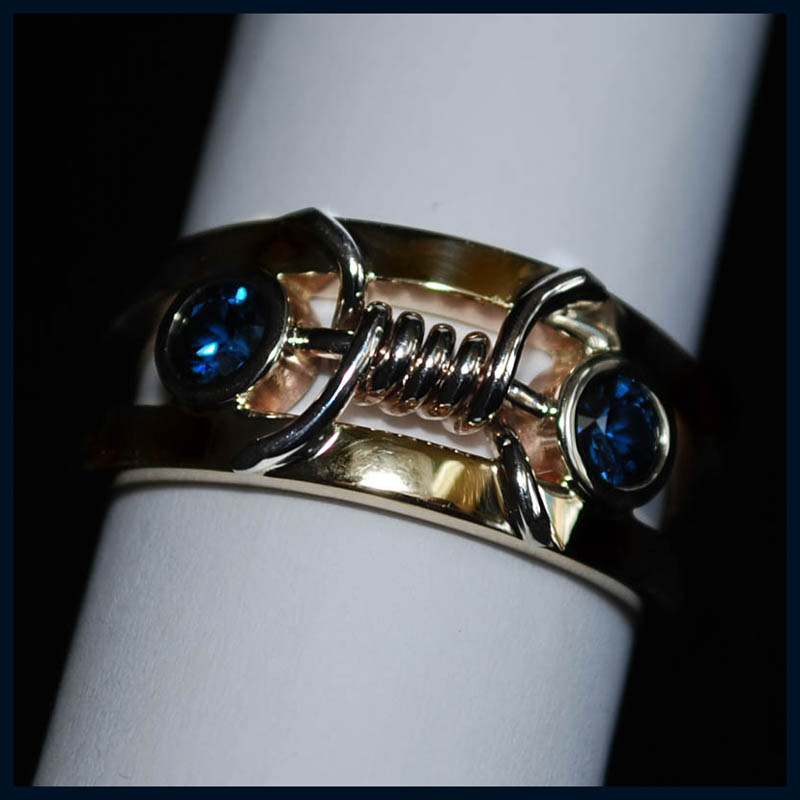 Fine Blue Sapphire and 14 Karat gold Ring